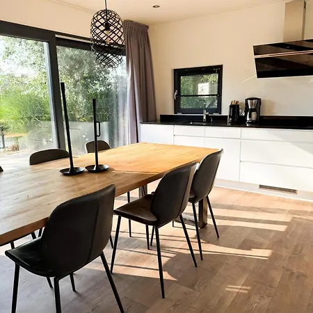Europarcs Bad Hoophuizen Cube Rooftop Nr Notenboom 25 Holiday home